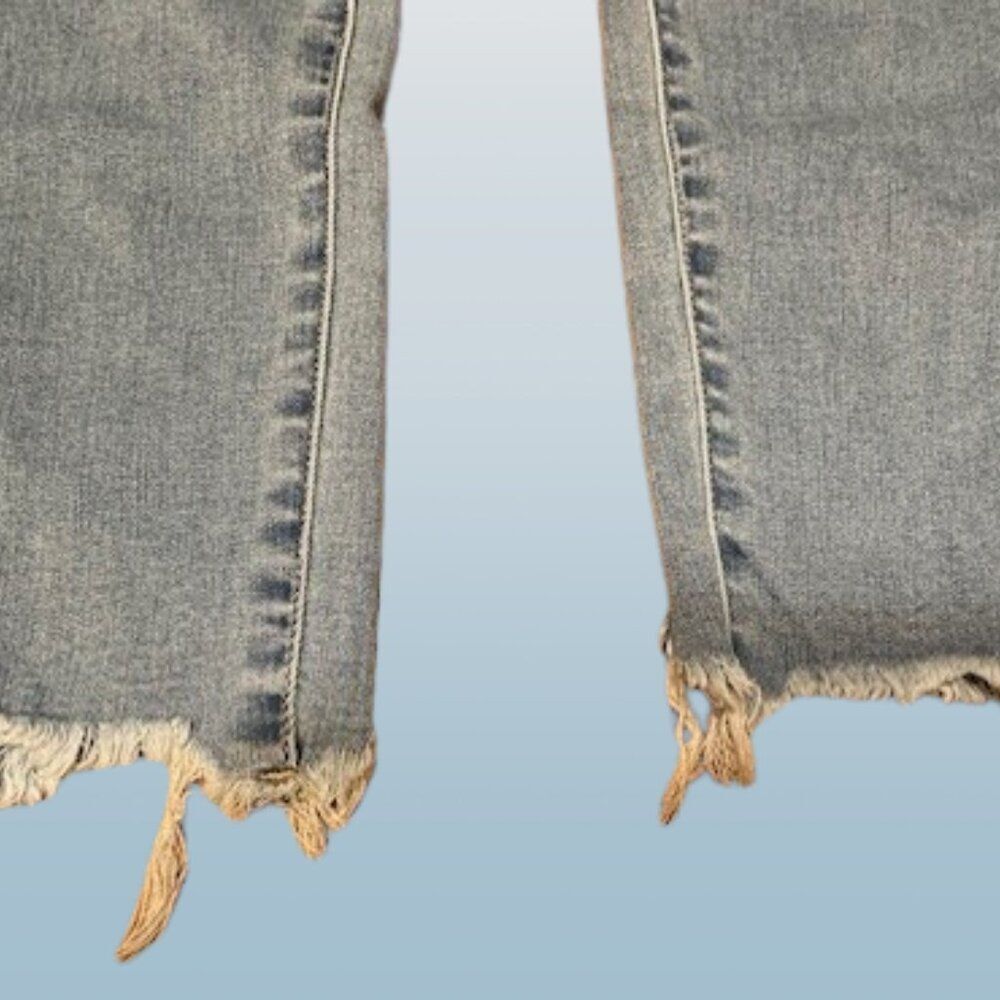 Side Ring Detail Skinny Jeans 4088 NWT Boutique - Picture 2 of 15